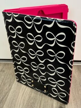 kate spade Black & White Bow Pattern Tablet Case with Pink Interior
